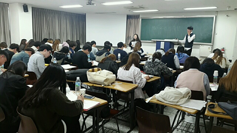 04/18 권역별 취업진로상담실 특강 